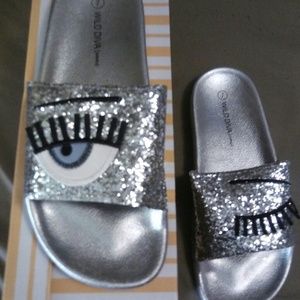 Glitter slippers